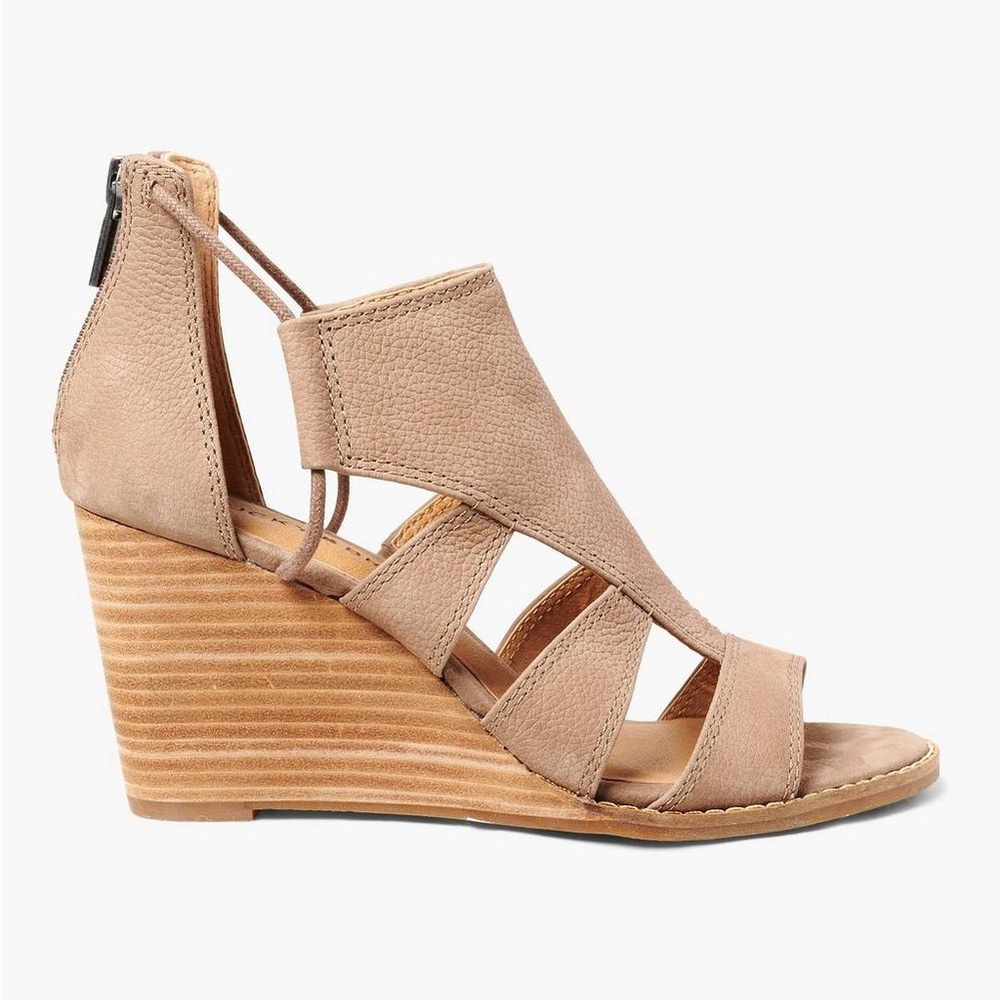 NWOT Lucky Brand Joellen Wedges